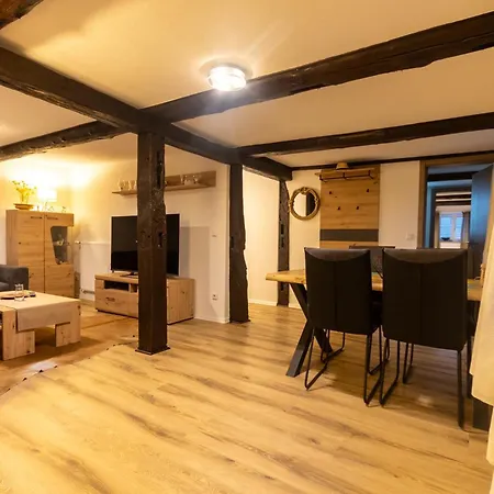 Hof Hummersen * Lügde